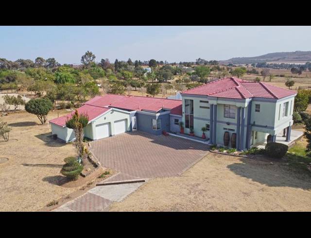 5 BEDROOM HOUSE FOR SALE IN BLIGNAUTSRUS